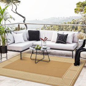 GAOMON outdoor rug stain-resistant material keeps spaces clean