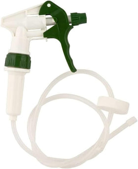 Garbage Commander adjustable nozzle transitions from mist to stream for precise spraying.
