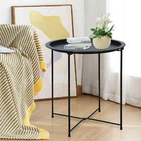 Garden 4 you removable tray: easy serving from couch to patio.