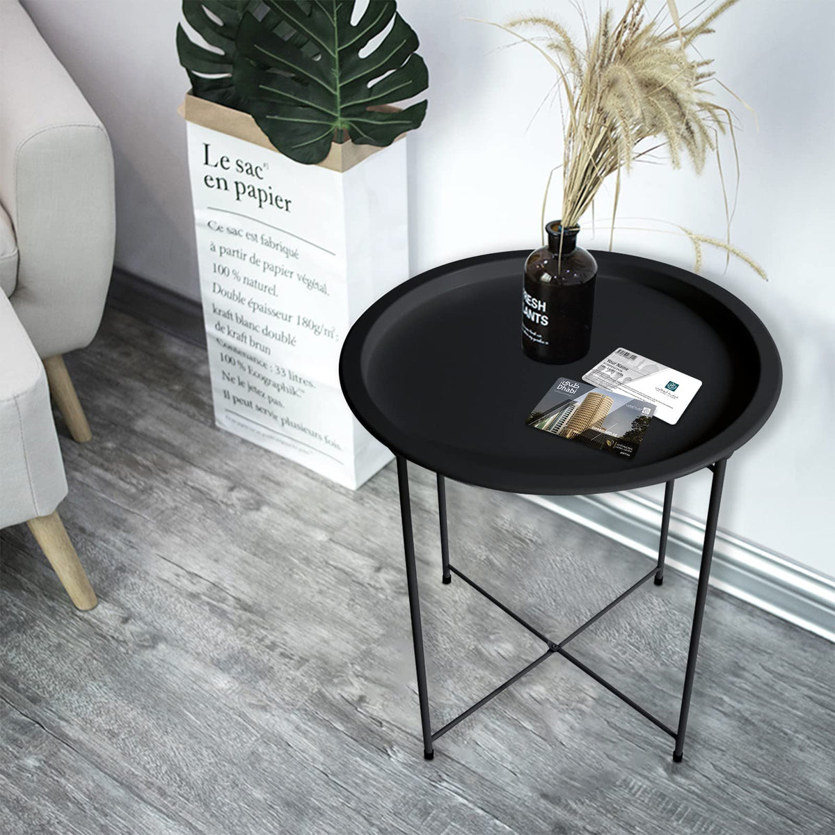 Garden 4 you snack table for sofa: convenient surface for drinks.
