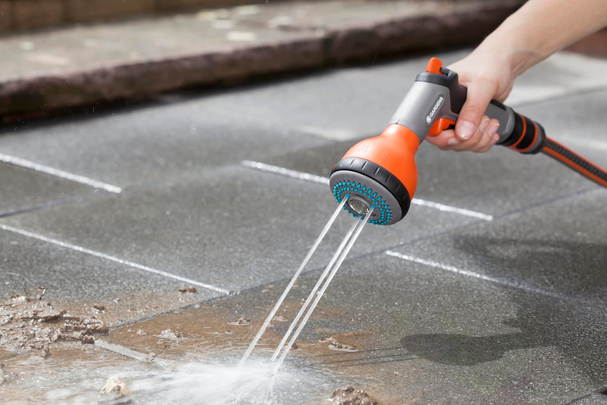 Gardena Classic Multi Sprayer frost-proof design suitable for year-round outdoor use.