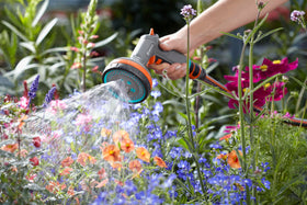 Gardena Multi Sprayer Comfort fine mist for airy coverage on seedlings