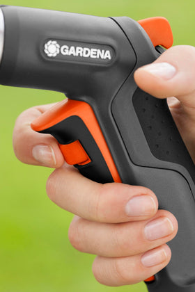 Gardena Premium Infinite water-flow adjustment for customized spraying