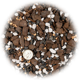 Gardenera bonsai soil with pine bark enhances texture and nutrient retention.