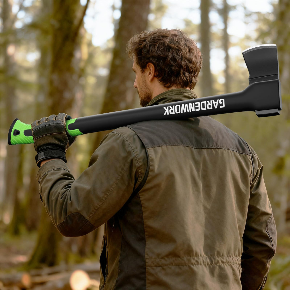 GardenWork protective cover keeps the blade safe when stored.