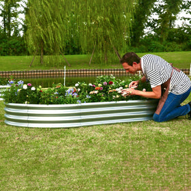 Gartist galvanized steel planter bed in garden setting highlighting durability and long-lasting performance.
