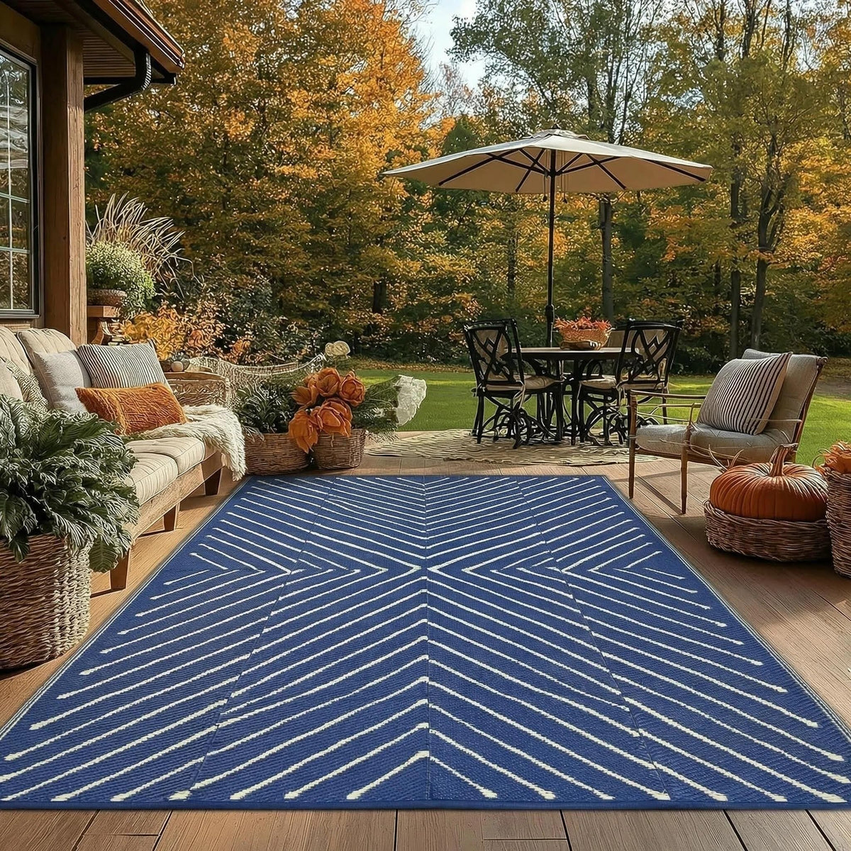 Garvee 8x10 outdoor rug, reversible pattern for two looks.