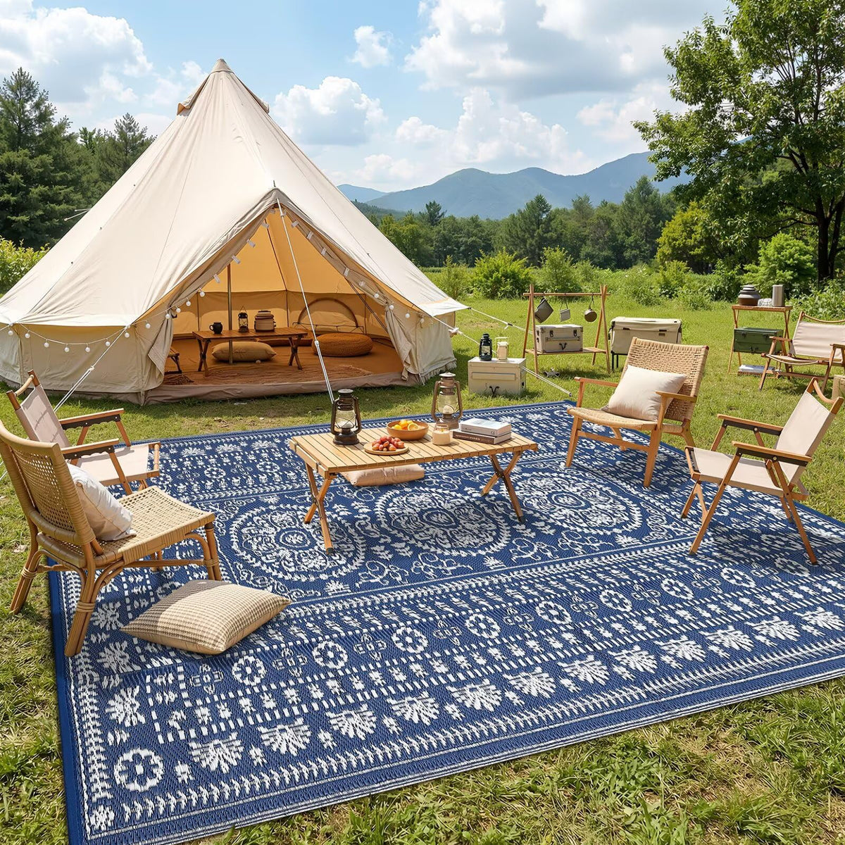 Garvee outdoor rug 5x8 suitable for balconies and decks.