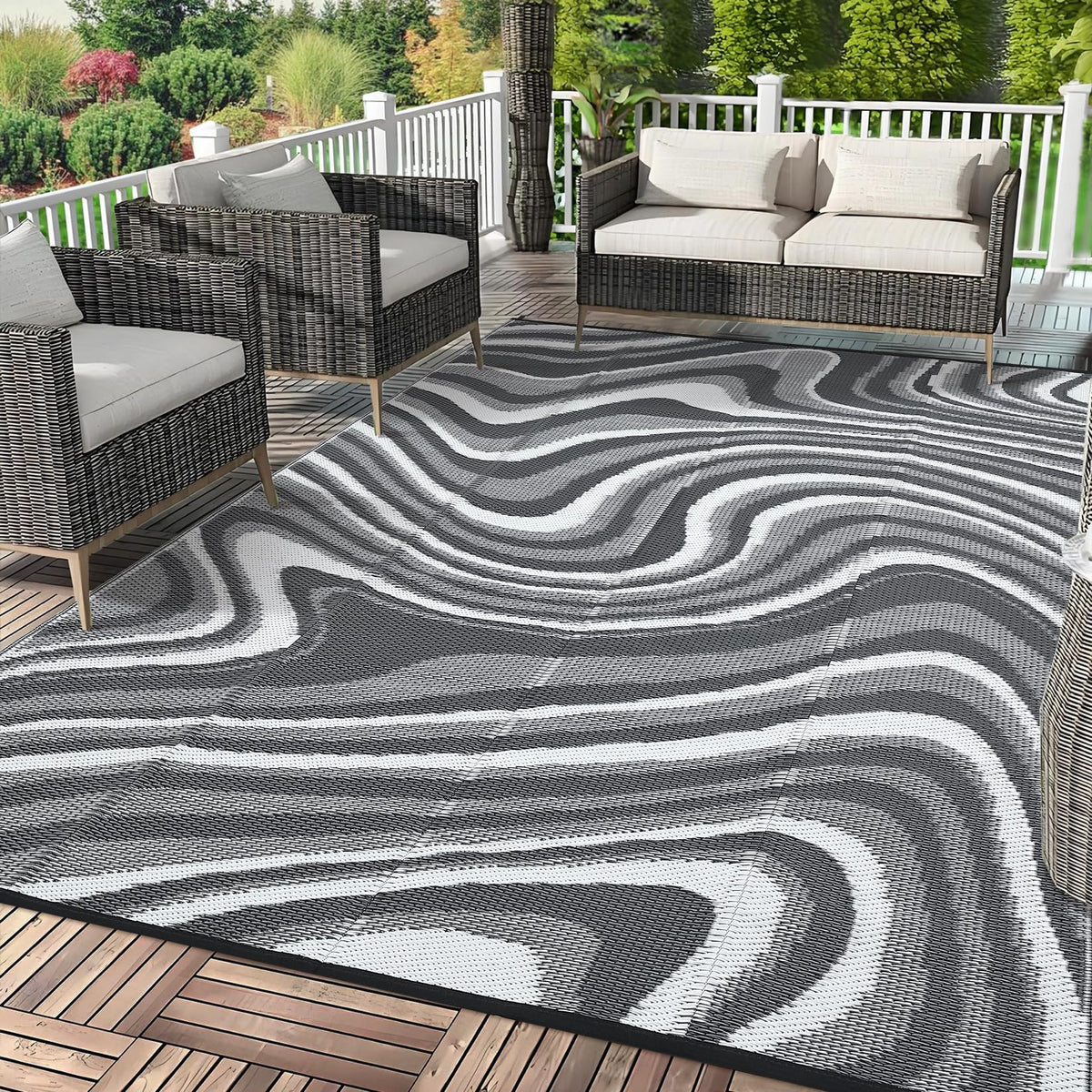 Garvee outdoor rug with Quicksand design for stylish patios.