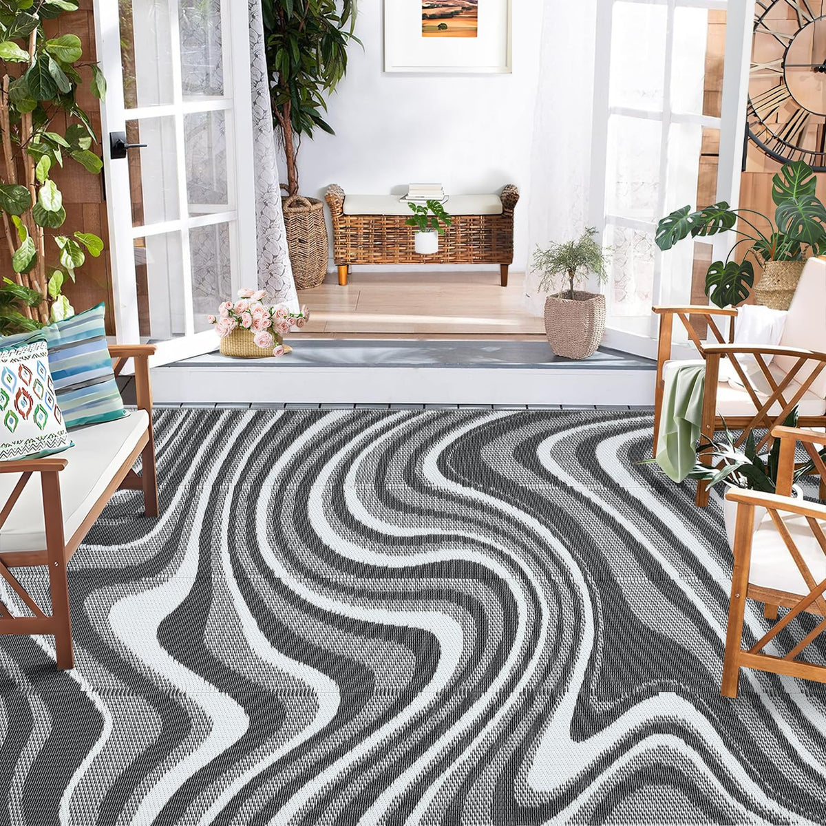 Garvee outdoor rug—reversible and foldable for flexible setups.