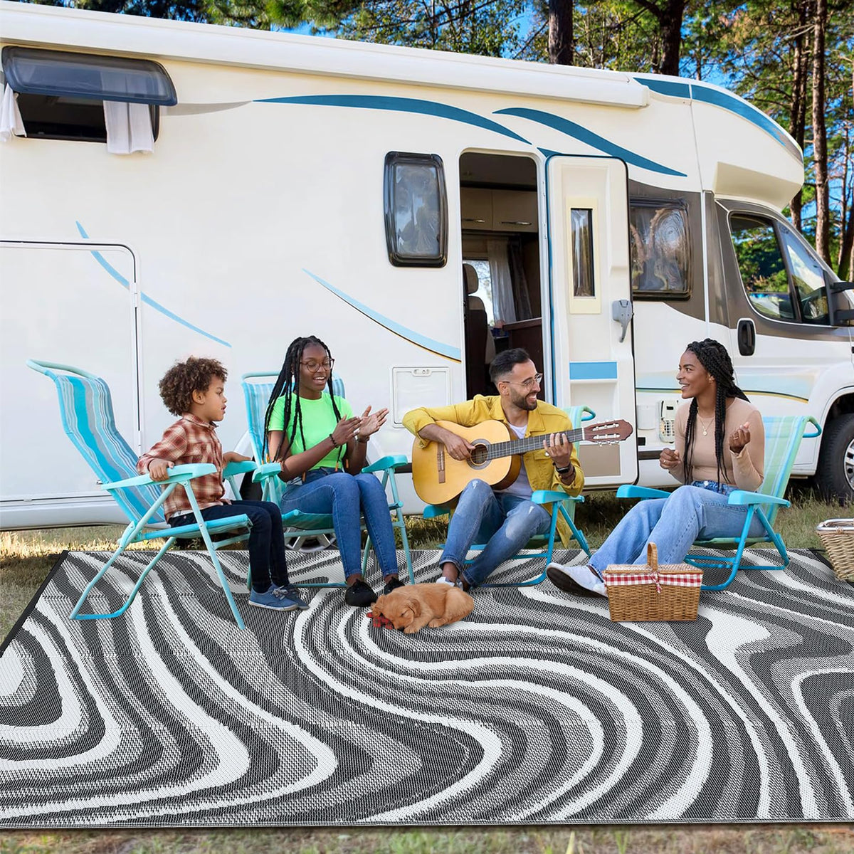 Garvee waterproof polypropylene close-up showcases durable outdoor material.