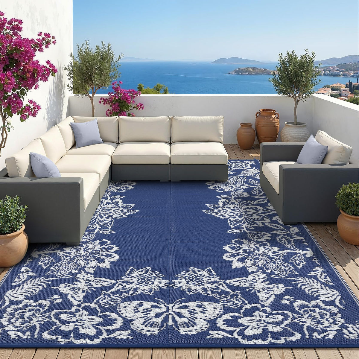 Garvee outdoor rug is easy to clean after outdoor events