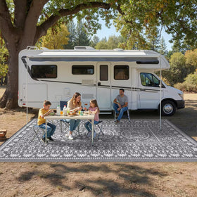 Garvee vintage grey rug on patio, closeup texture and medallion pattern.