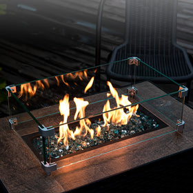 GASPRO Caribbean Blue glass for fire pits creates dancing flame reflections.