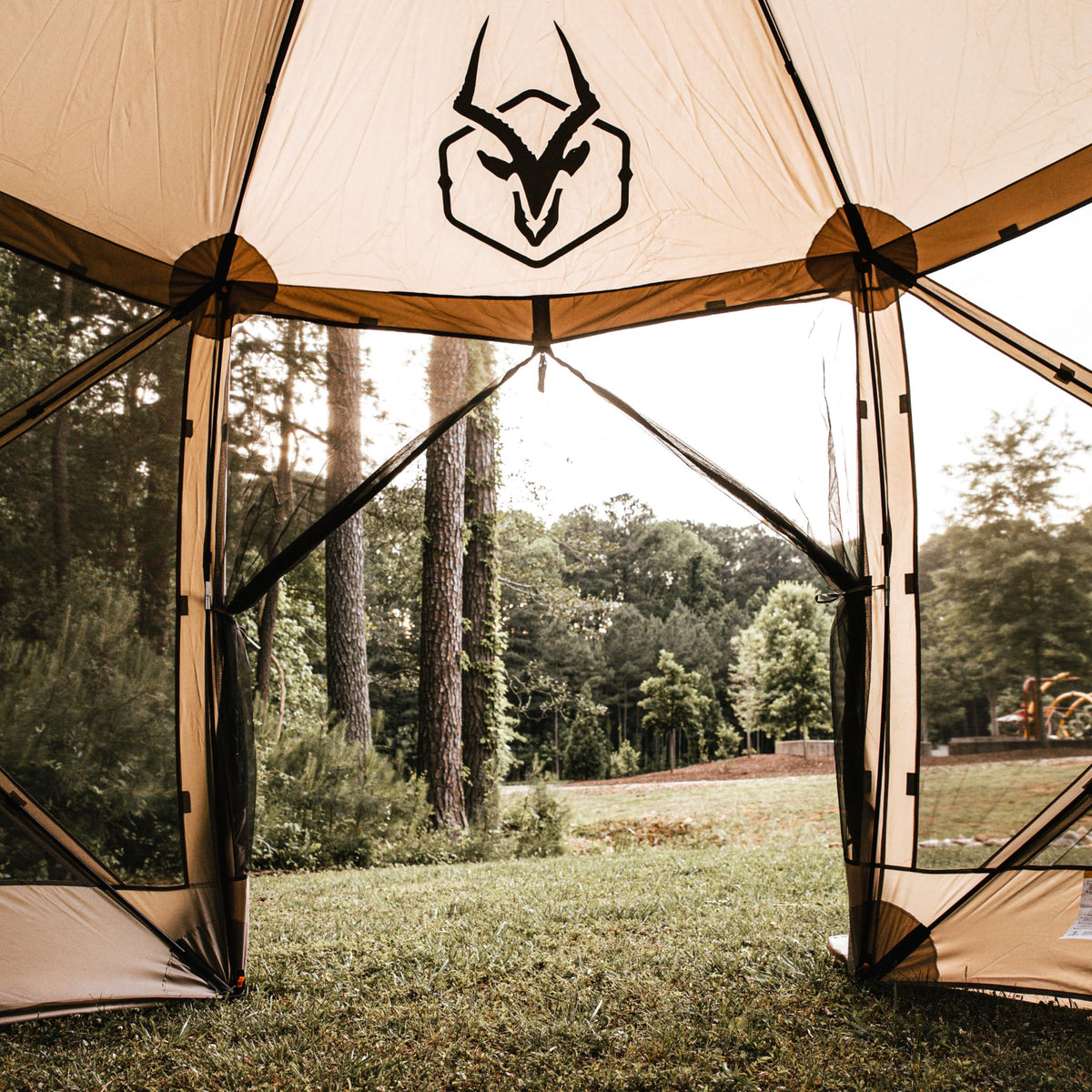 G6 UV50+ coating provides sun protection for outdoor gatherings