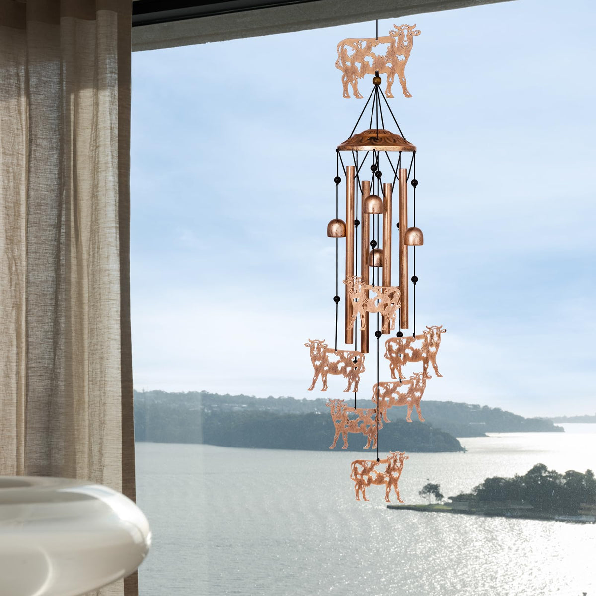 GDNSFIT cow wind chimes produce clear tones in windy days