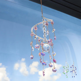 Geili pink spiral crystal suncatcher enhances windows with shimmering rainbows