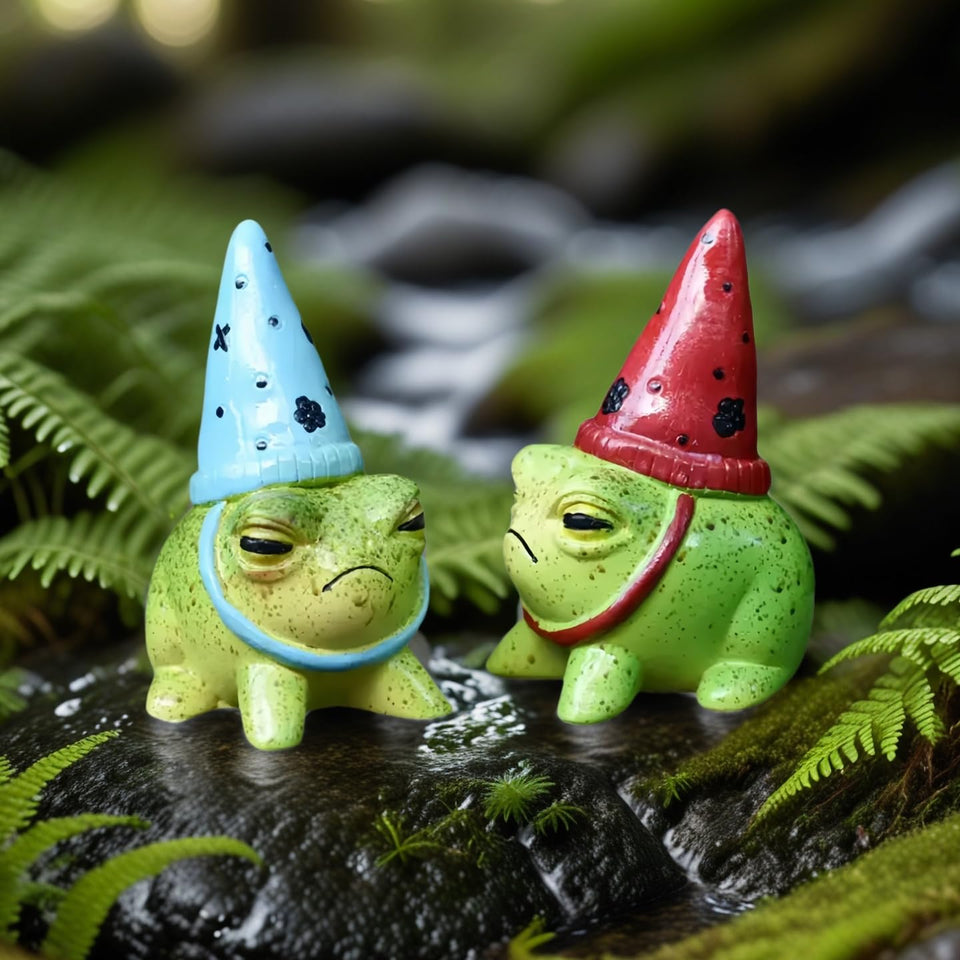 Generic charming resin frog with hat figurine, ideal for fairy gardens and succulent planters.