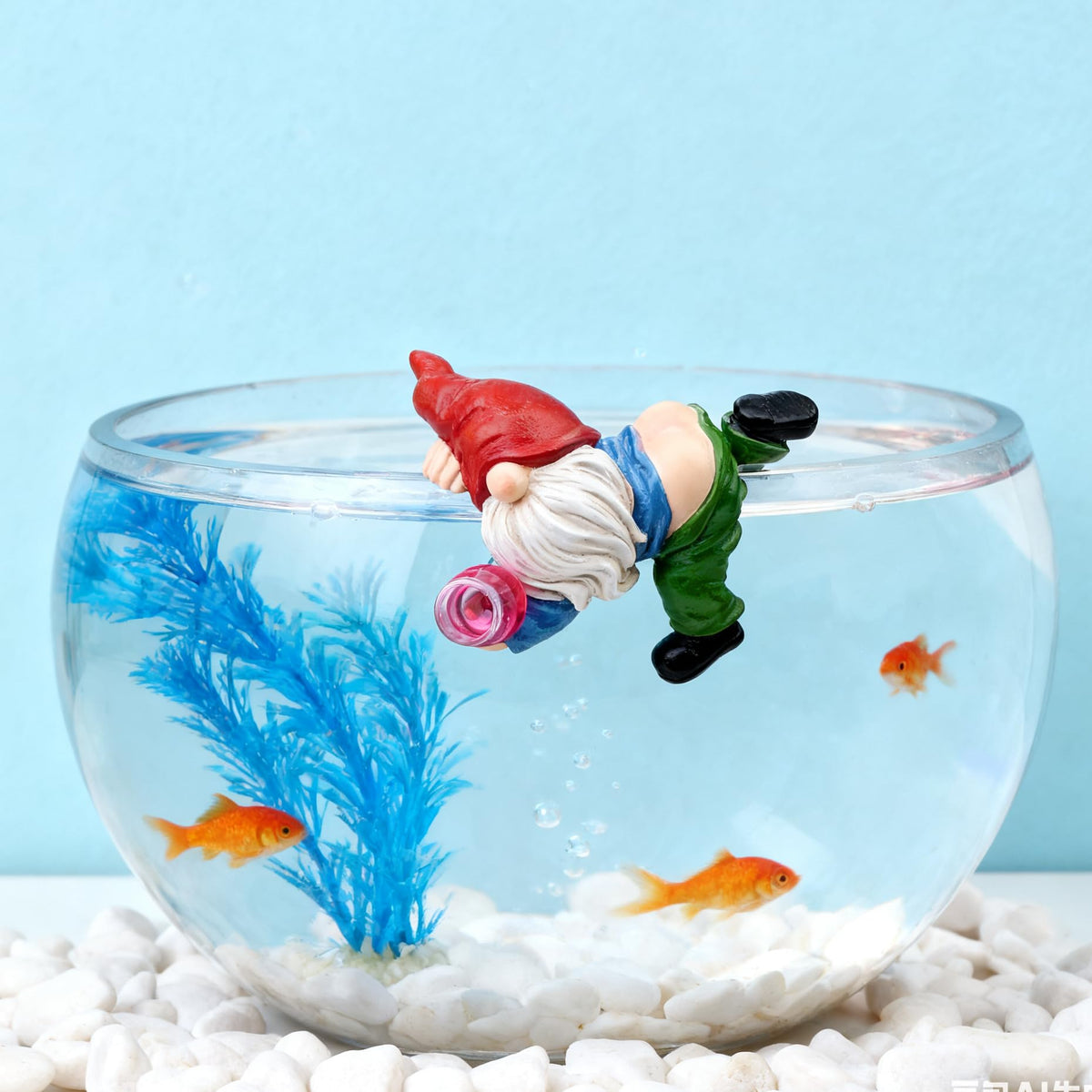 Generic novelty hanging gnome decor, great for housewarming gifts.