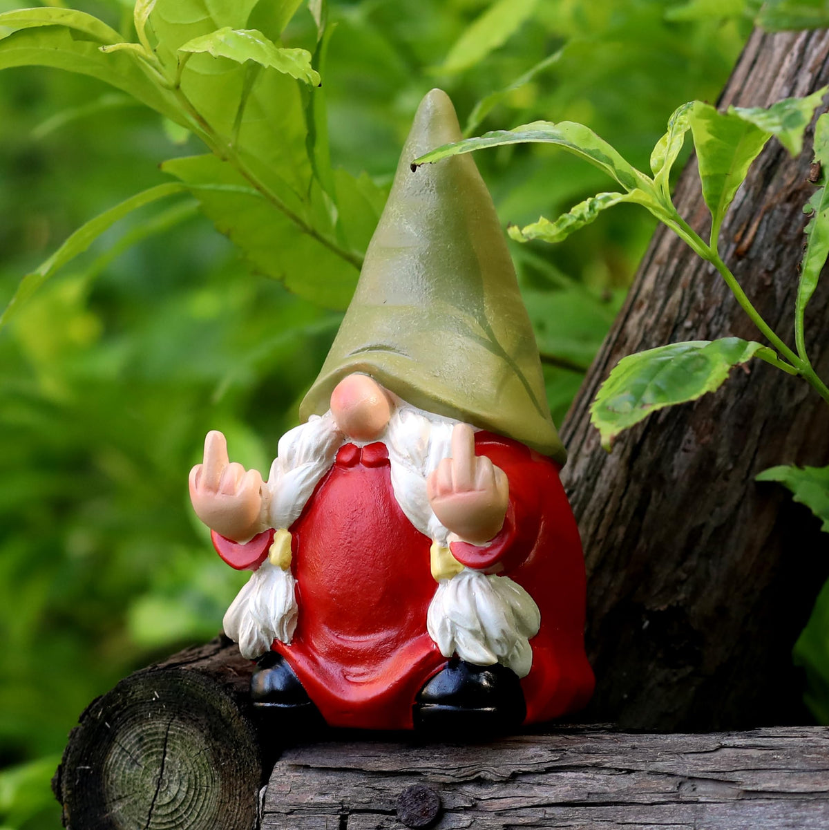 Generic Retro vintage gnome in poly resin ready for outdoor or indoor display.