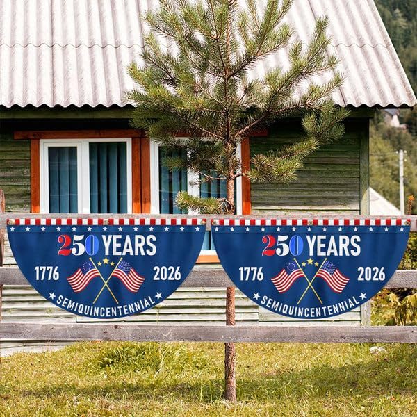 Generic weatherproof banner resists fading to keep colors bright outdoors