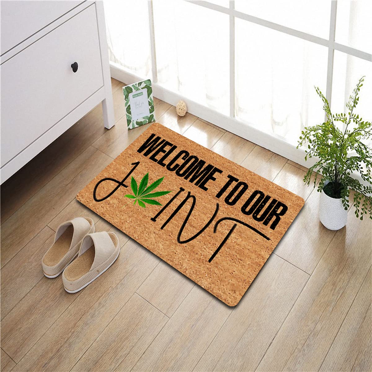 GengDuCJ anti-slip back mat protects hardwood floors.