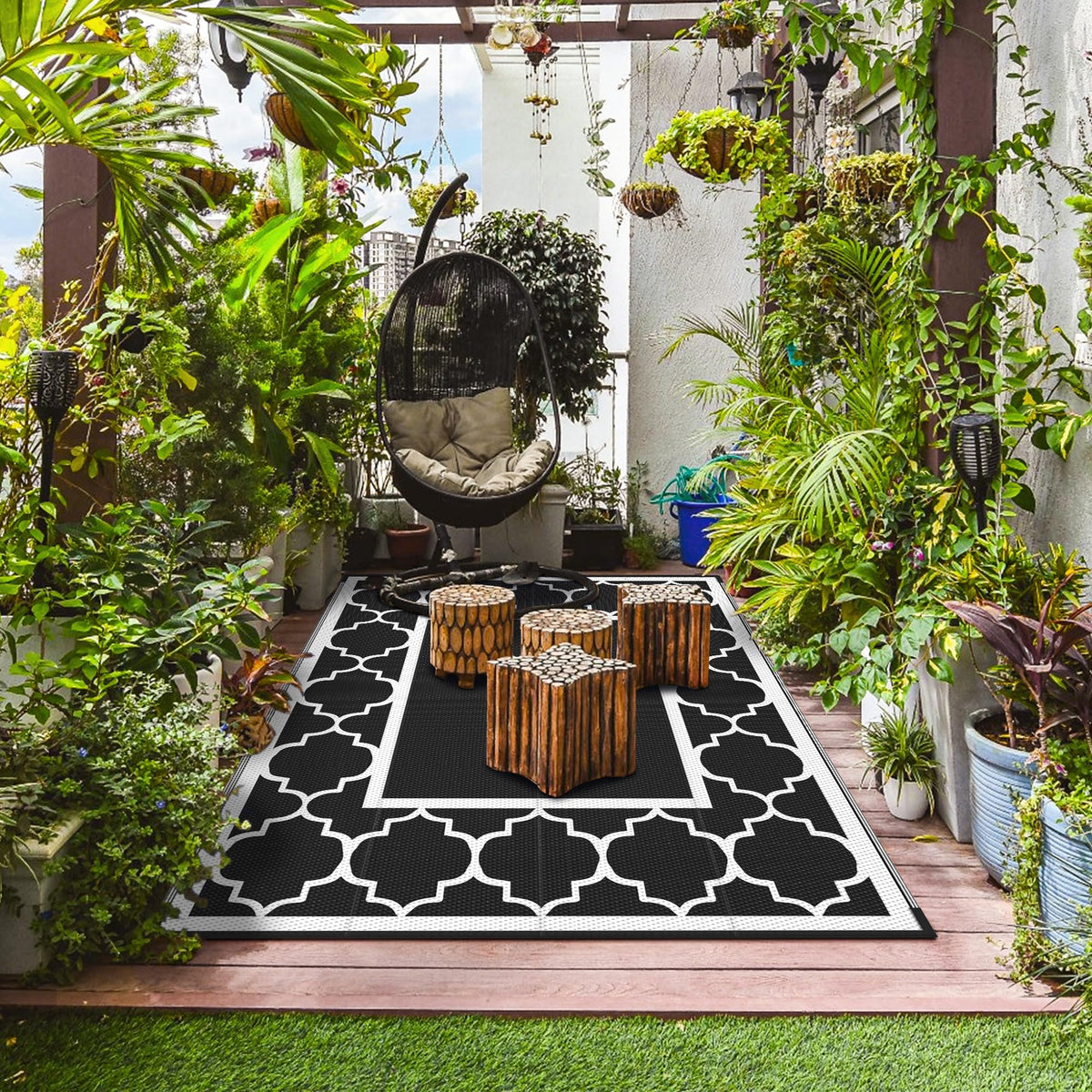 GENIMO compact camping rug fits in a bag for travel.