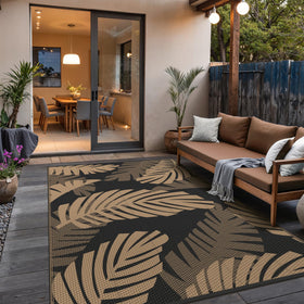 GENIMO folded outdoor rug for compact storage and travel.