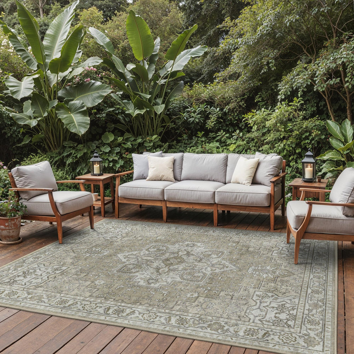 GENIMO lightweight foldable rug easy to store between seasons