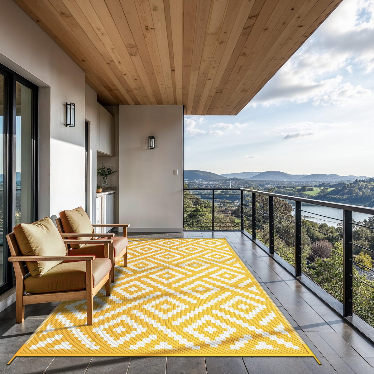 GENIMO rug with non-slip grid backing drains rainwater efficiently.