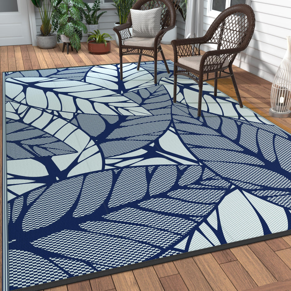 GENIMO outdoor rug 6x9 front view showing blue-and-white reversible weave for patios