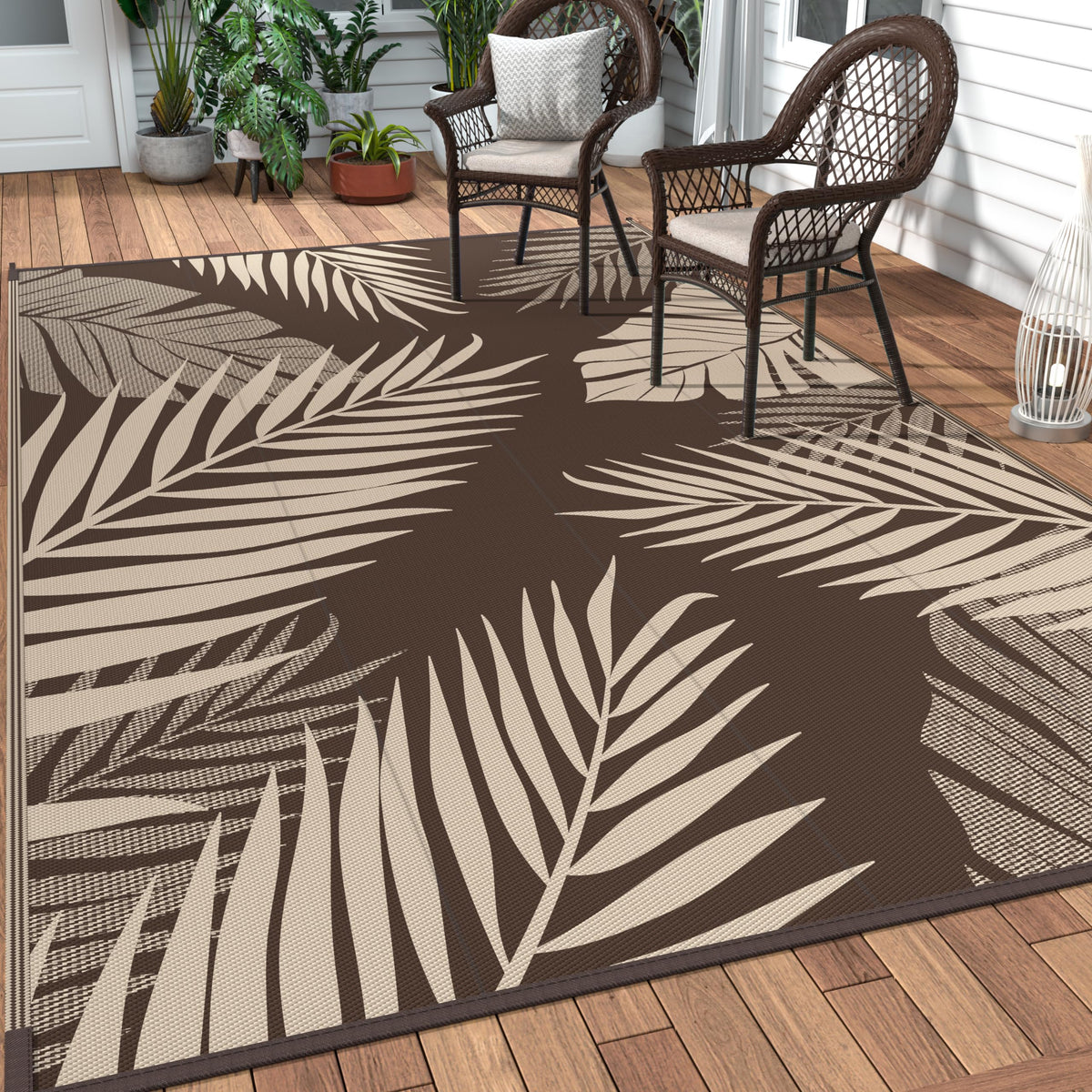 GENIMO outdoor rug with palm leaf pattern shown on patio for stylish outdoor décor