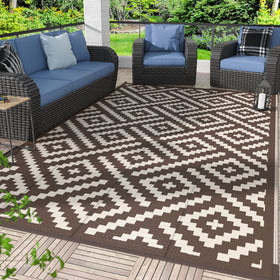 GENIMO outdoor rug coffee-beige top view showing dual patterns for versatile styling.