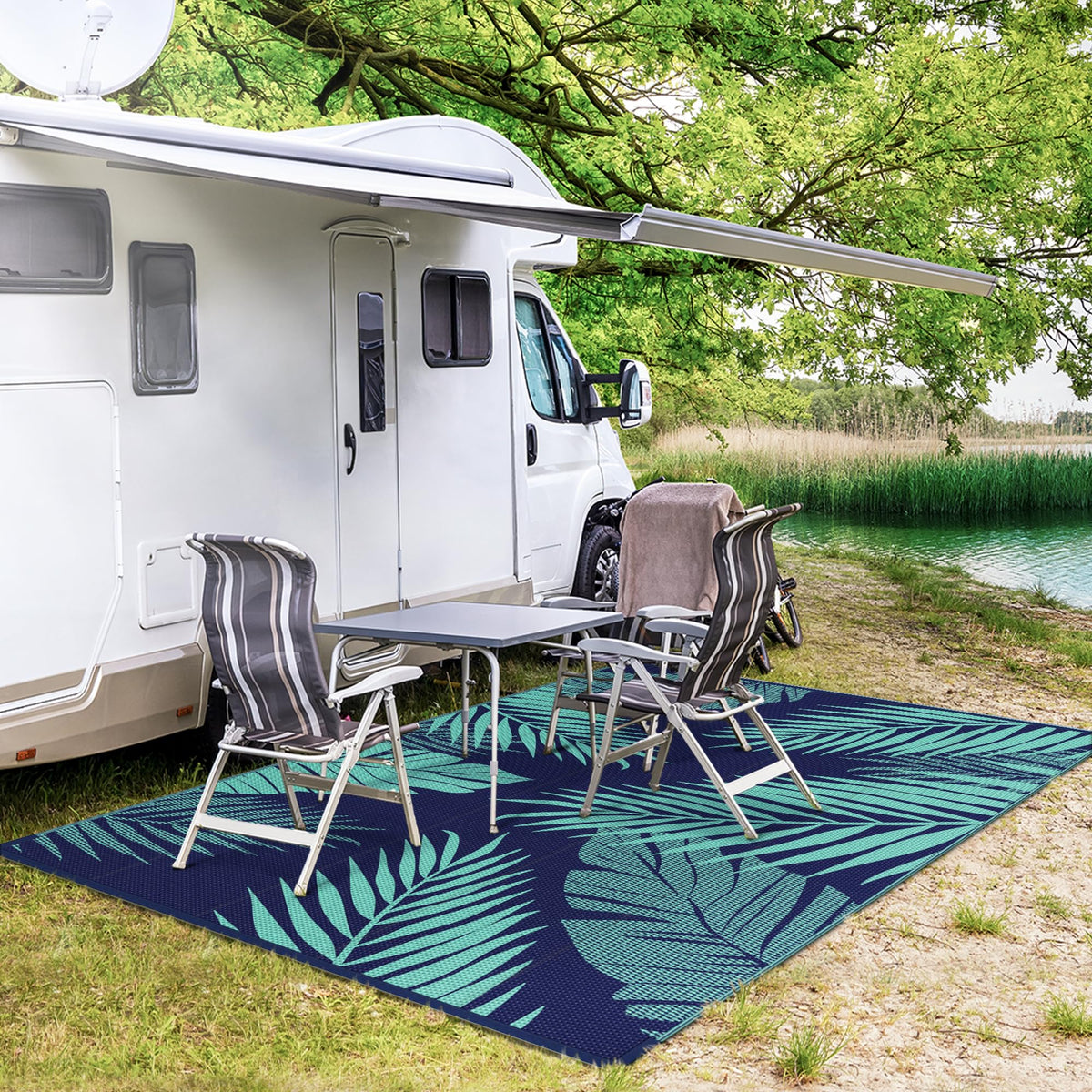 GENIMO rug features corners loops and stakes to stay put.