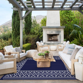 GENIMO outdoor rug diamond center pattern for modern outdoor living