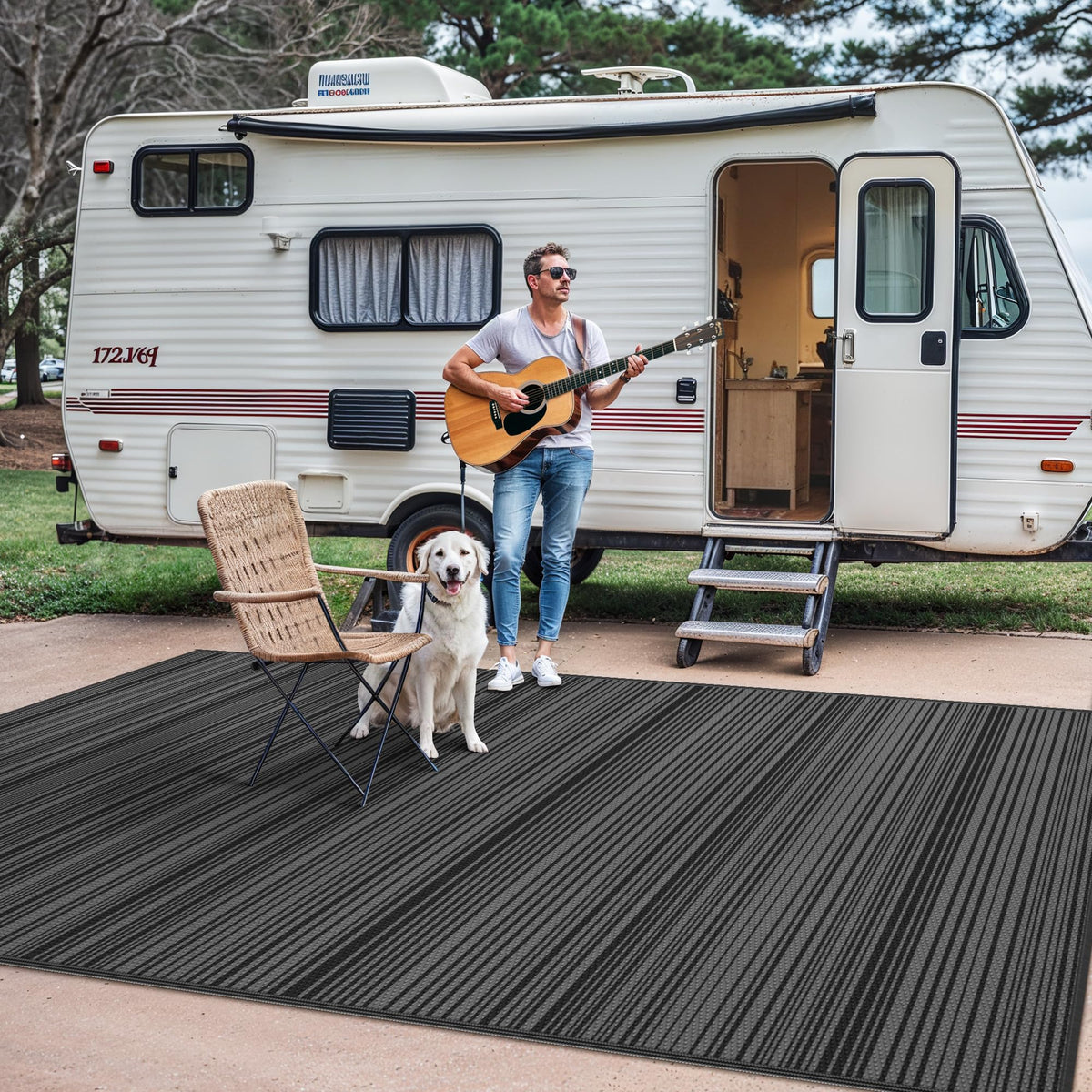 GENIMO outdoor rug easy clean and portable for life on the go