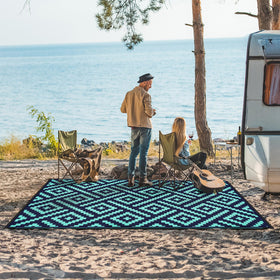 GENIMO outdoor rug made of eco-friendly polypropylene for safe outdoor use.