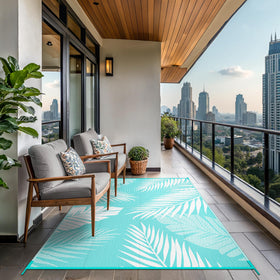 GENIMO outdoor rug folds compactly and fits in the carry bag for travel