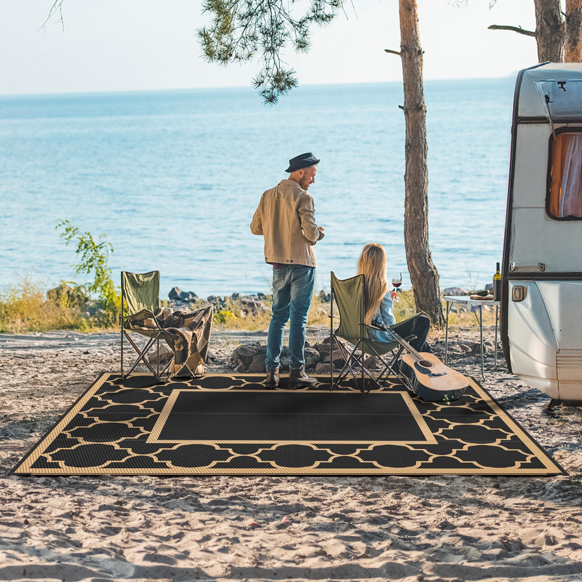 GENIMO foldable reversible outdoor rug—two patterns for versatile backyard decor.