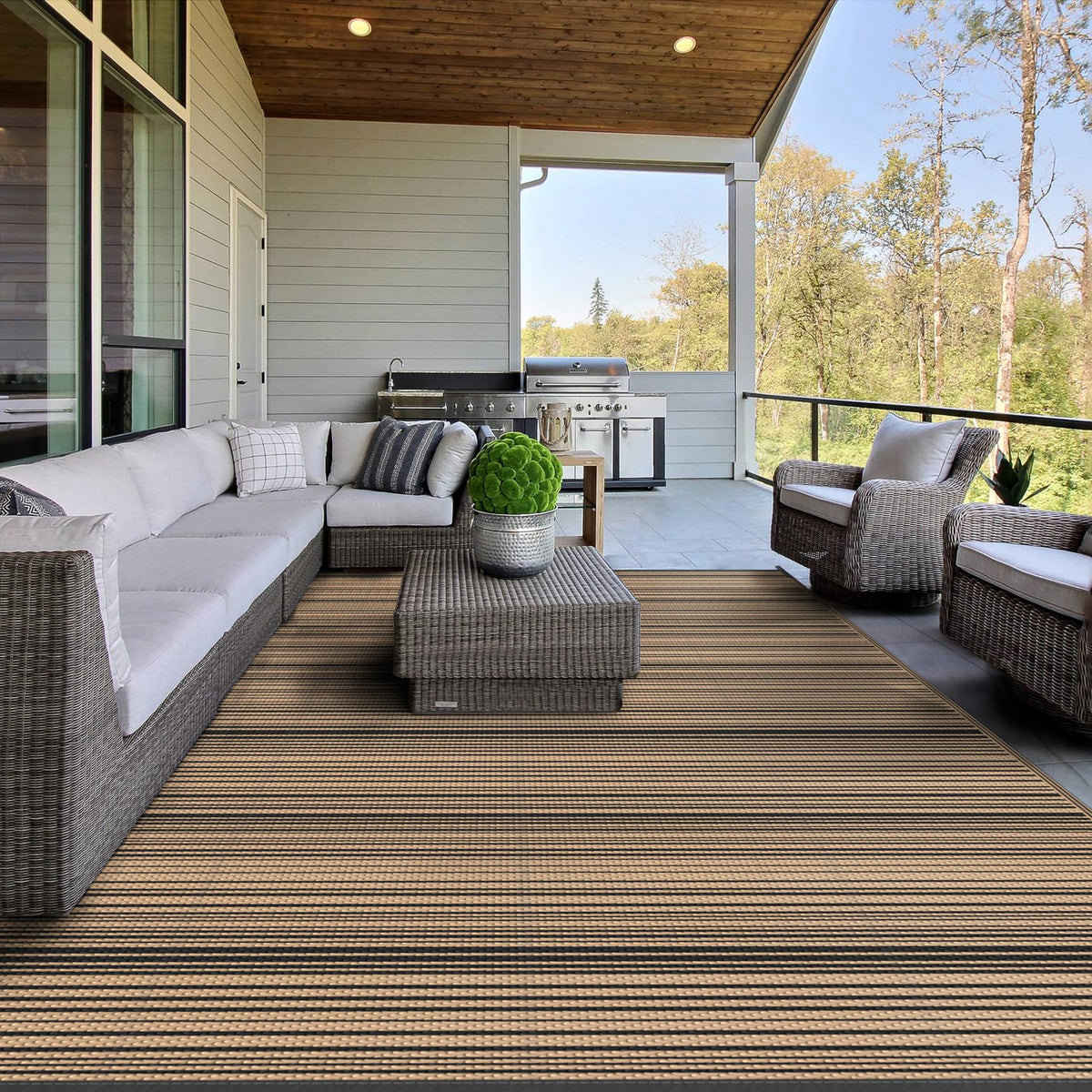 GENIMO Outdoor Rug reversible-pattern detail offers two-tone styling for versatile outdoor spaces.