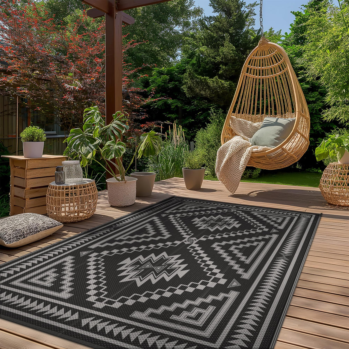 GENIMO reversible pattern rug showing double-sided design for versatile styling.
