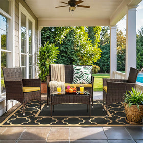 GENIMO stain-resistant rug; easy to clean and maintain outdoors.