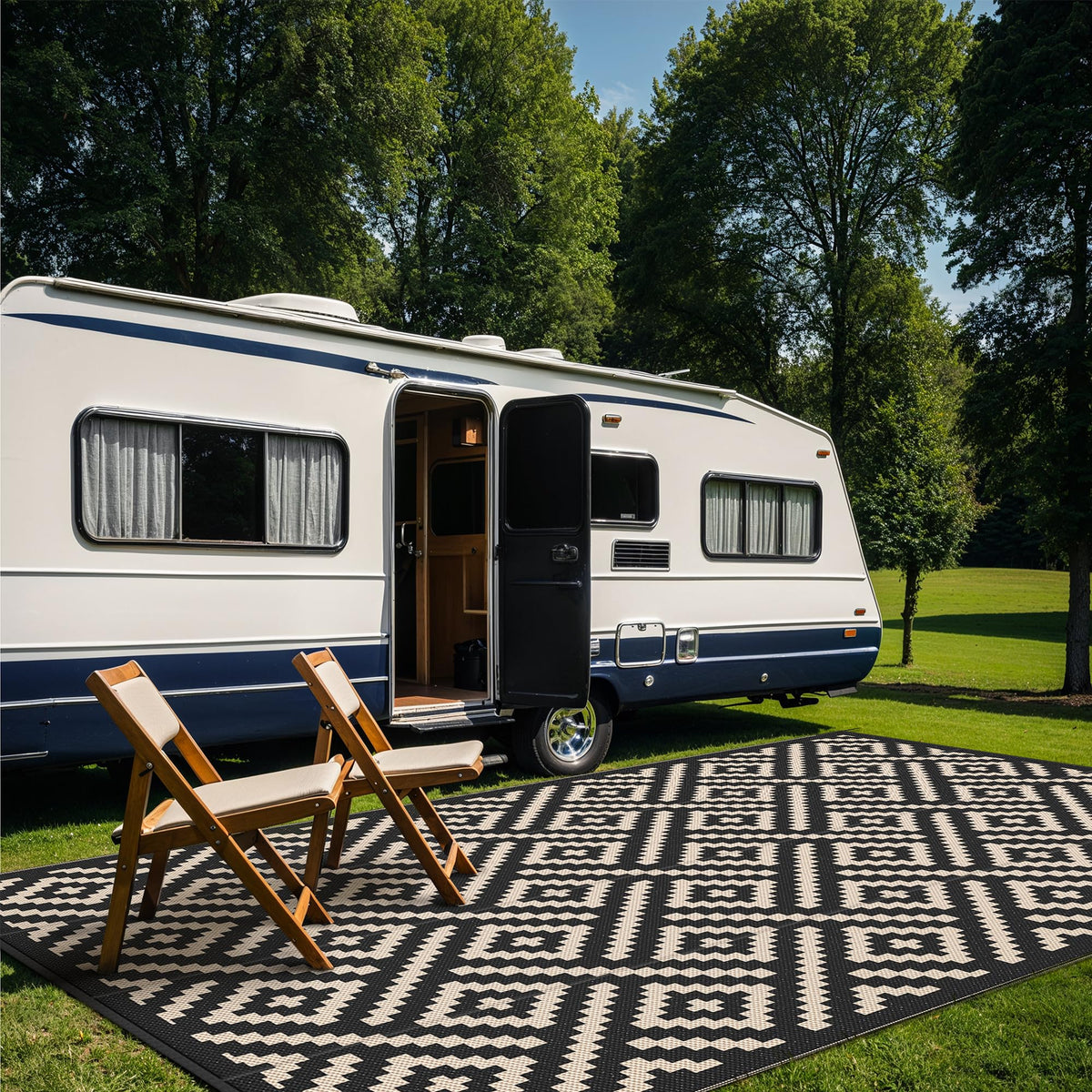 GENIMO waterproof rug with edge sealing for rugged outdoor use