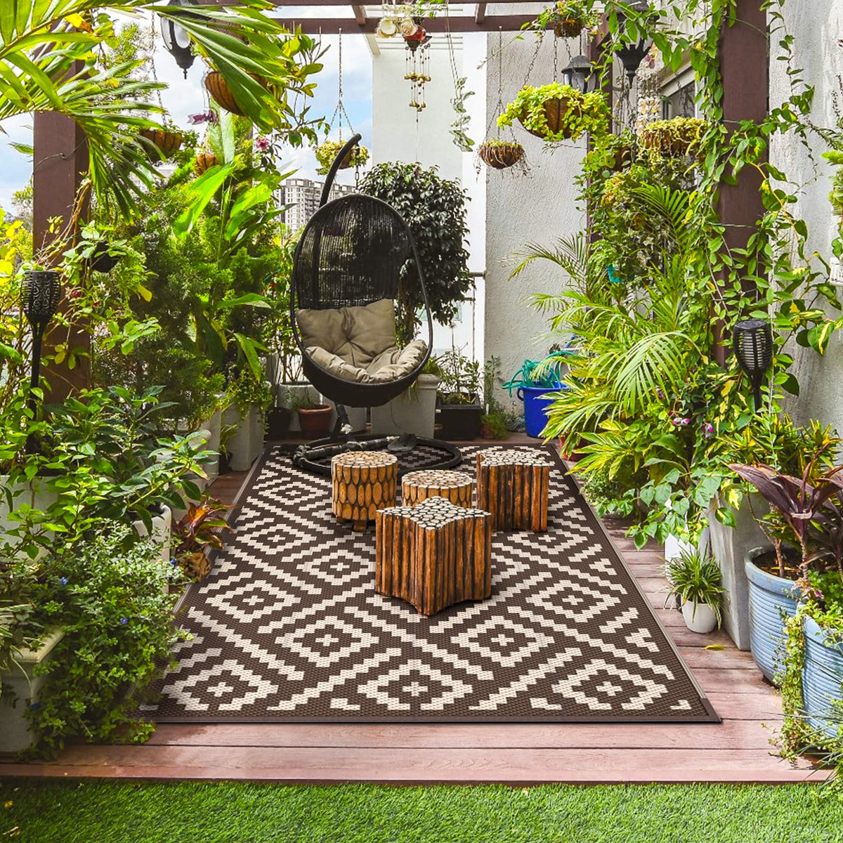 GENIMO rug features weatherproof coating to keep colors in sun and rain.