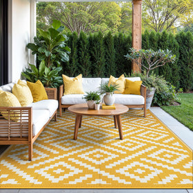 GENIMO reversible geometry pattern rug offers two looks to refresh areas.