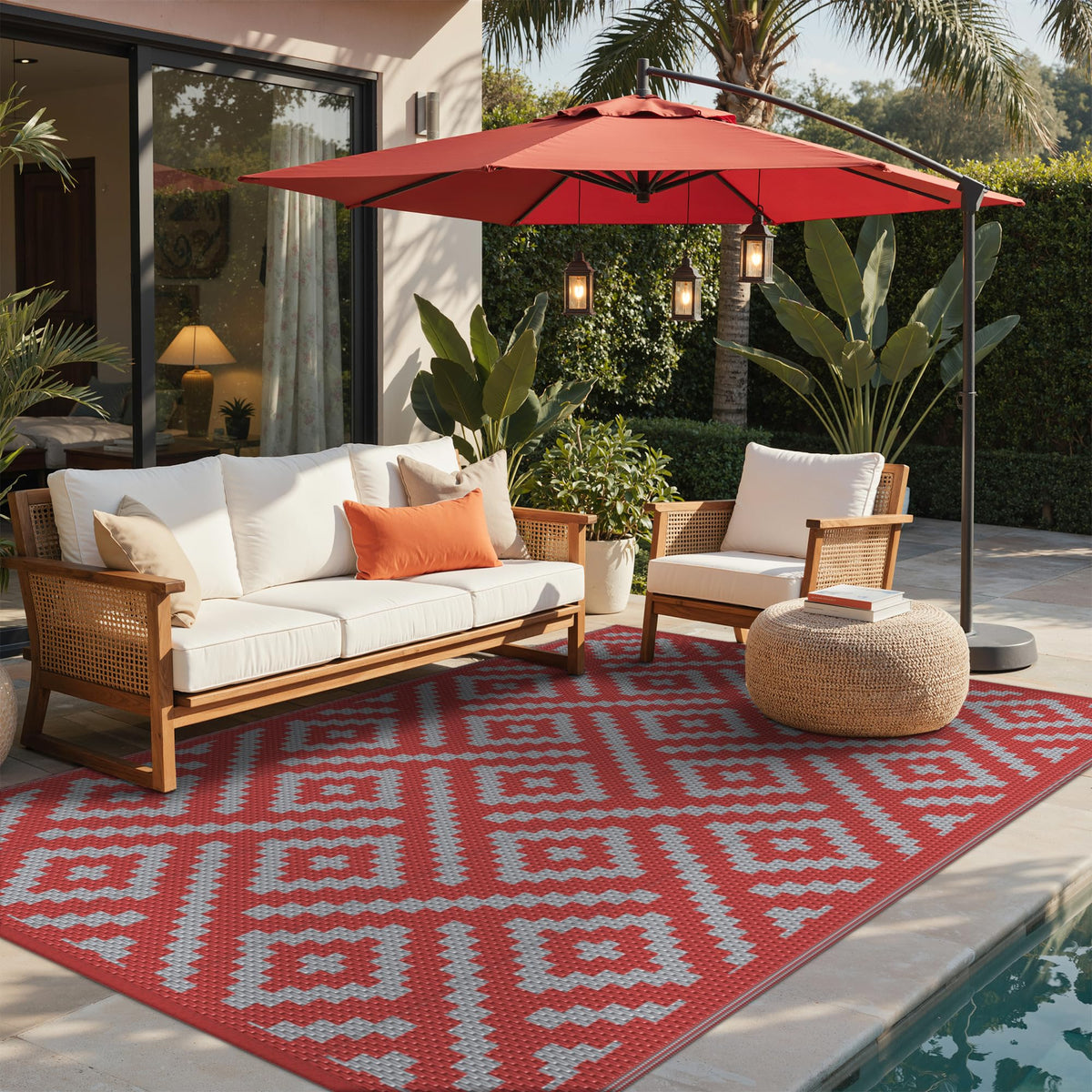 GENIMO stain resistant surface for effortless outdoor cleaning