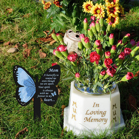 Geosar mom remembrance plaque, durable for outdoor use.