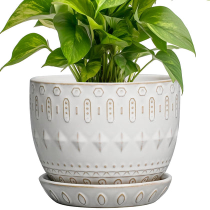 G EPGardening ceramic pot close-up showing durable white finish for indoors