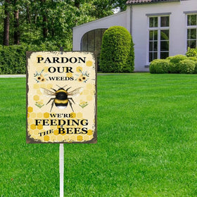 GETTOGET yard sign with stake, ideal for garden paths and flower beds.