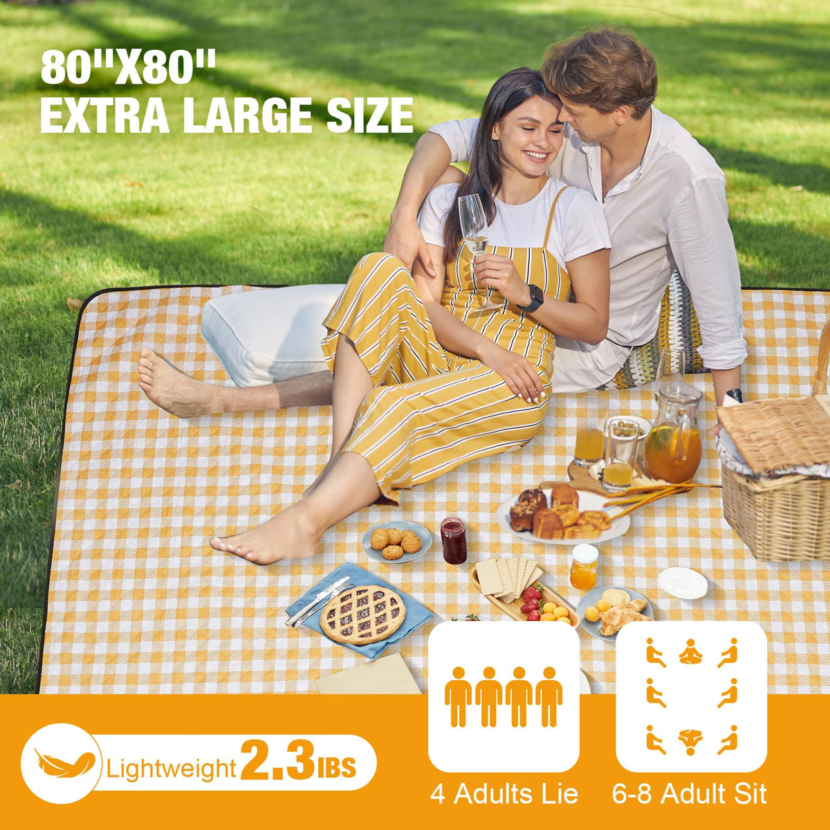 G GOOD GAIN picnic blanket sandproof backing on beach keeps surface clean.